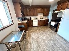 Main floor Room for rent at Center St - Photo 2