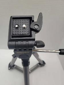 Vanguard Tourist 5 Mini Portable Tripod - Photo 2