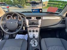 2010 Chrysler Sebring Touring CONVERTIBLE - Photo 18