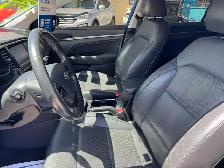2018 Hyundai Elantra GLS - Photo 14