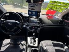 2018 Hyundai Elantra GLS - Photo 17