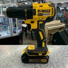 Dewalt DCD777 20V Drill