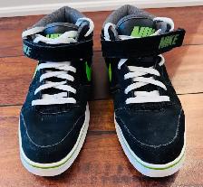 Men’s Nike 6.0 Mogan Mid 3 Black Volt Skate Shoes – Size 10 - Photo 4
