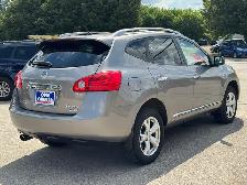 2011 Nissan Rogue SV AWD - Photo 10