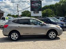 2011 Nissan Rogue SV AWD - Photo 11