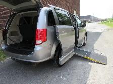 WHEELCHAIR VAN ADAPTE, 2019 GRAND CARAVAN- EXCELLENT CONDITION. - Photo 3