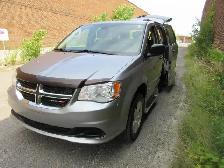 WHEELCHAIR VAN ADAPTE, 2019 GRAND CARAVAN- EXCELLENT CONDITION. - Photo 10