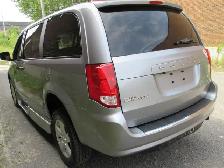 WHEELCHAIR VAN ADAPTE, 2019 GRAND CARAVAN- EXCELLENT CONDITION. - Photo 11