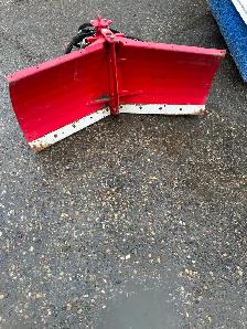 Ventrac 4500Y - Mower and Snow Removal - Attachments included - Photo 7