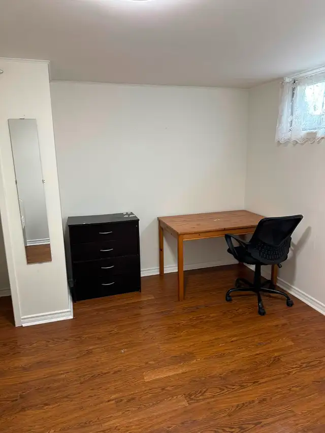 Spacious Basement Space for Rent – Bathurst Manor