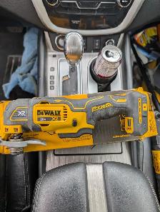 DEWALT DCS356B 20V XR Oscillating Multi-Tool