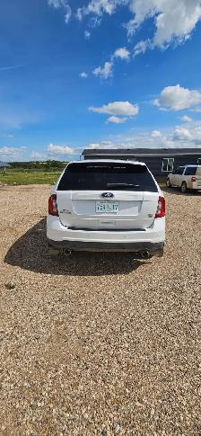 2014 Ford Edge - Photo 4