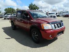2013 Nissan Titan 4x4 with pro x4 package - Photo 2