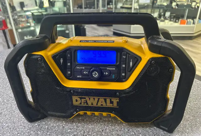 Dewalt Jobsite BT Speaker/Radio