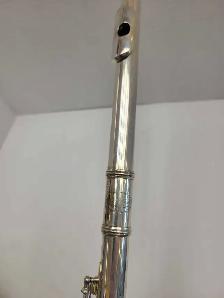 Jupiter JFL-507 flute w/carrying case - Photo 5