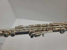 Jupiter JFL-507 flute w/carrying case - Photo 6