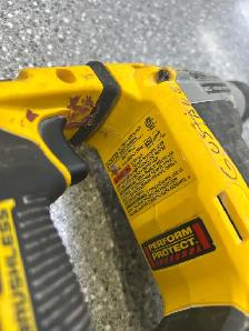 Dewalt DCH172 20V Brushless 5/8" SDS/Rotary Hammerdrill - Photo 3