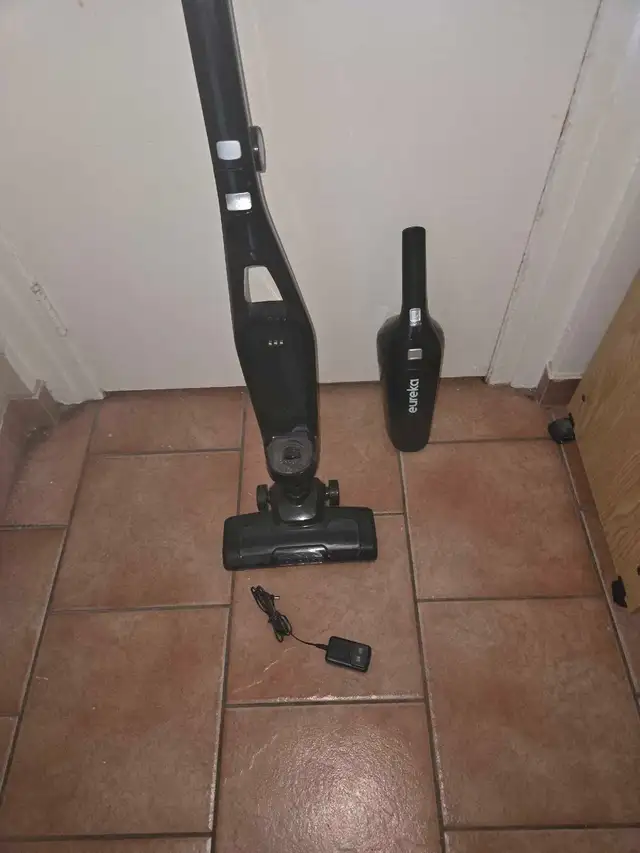 aspirateur deux en un eurêka rechargeable