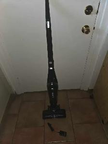 aspirateur deux en un eurêka rechargeable - Photo 3