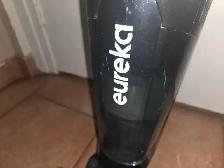 aspirateur deux en un eurêka rechargeable - Photo 6