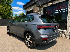 2025 Volkswagen Taos Trendline AWD - Photo 12