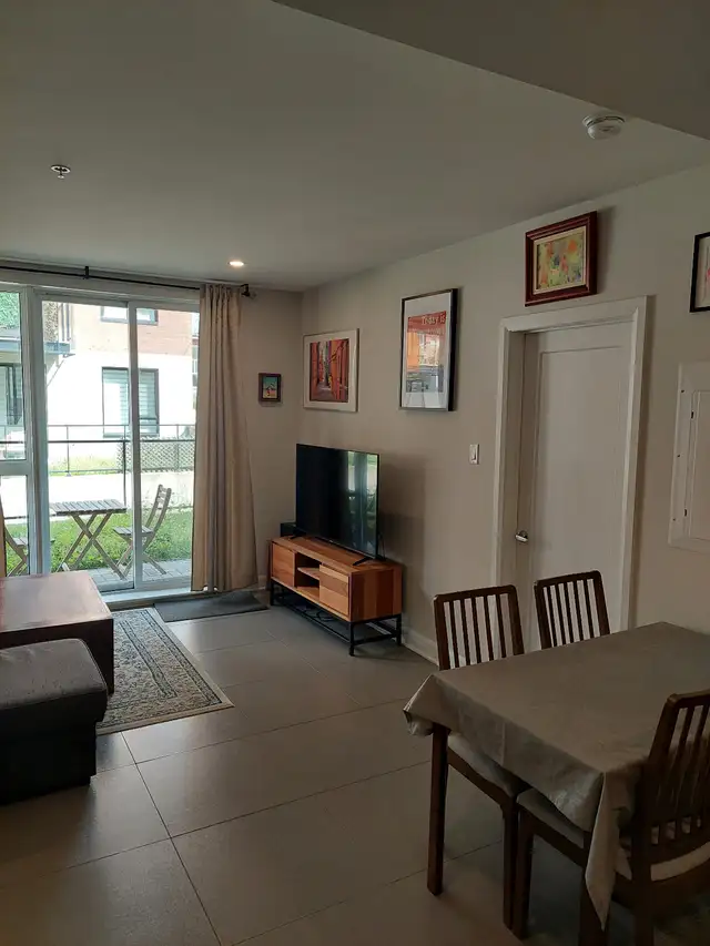 Lease Transfer - 2 bedroom apartment (4½) in Ahunstic