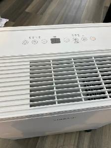 Vissani VADA50P4HWT Dehumidifier - Photo 2