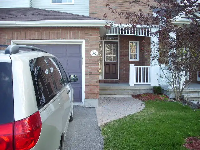 3 1 Bedroom 3.5 Bathroom town house in Central Kanata