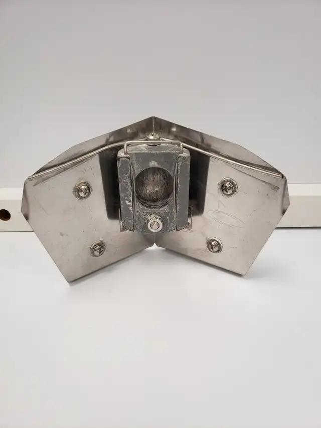 (B387) Can Am Drywall Angle Applicator