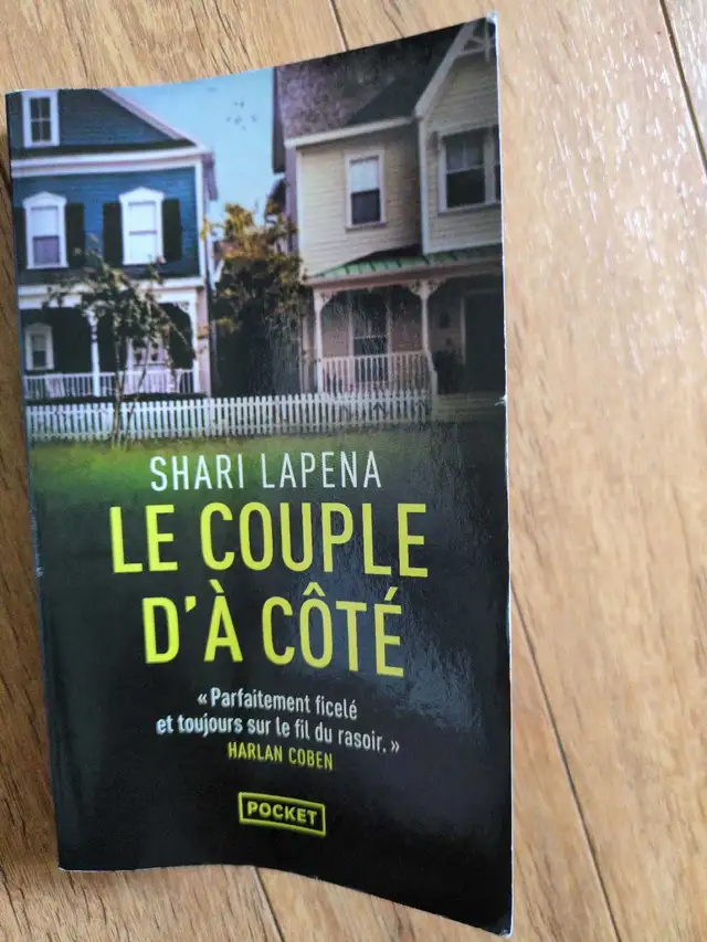 Livre de poche Le couple d'à côté
