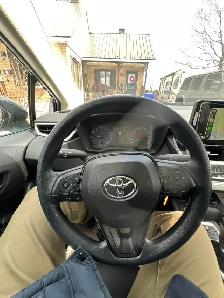 Toyota Corolla LE 2024 — Bleu foncé — 27 411 km — 25 999 $ - Photo 7