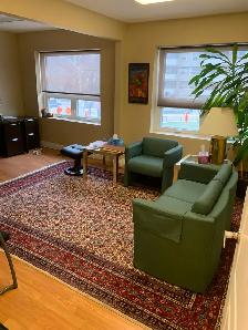 Nice offices, $500 to1000, all included, Eglinton & Mt. Pleasant - Photo 9