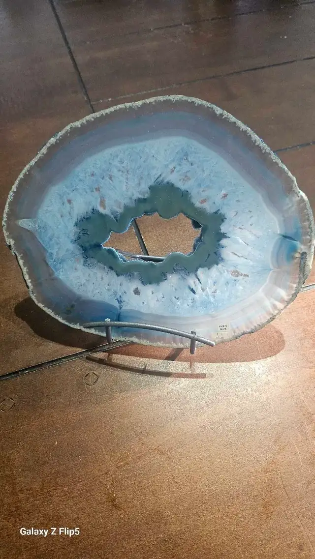 Grande tranche d'Agathe bleu