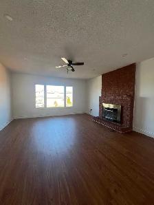 House For Rent - Photo 2
