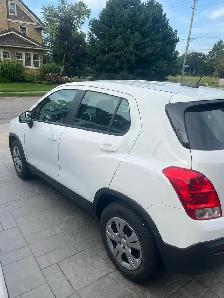 2015 Chevy Trax LS - Photo 2