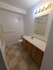 Spacious 2BR w/ Dishwasher - 96 North St (Unit 203 & 304) - Oct - Photo 20