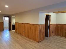 Spacious West End 1 Bedroom | In-Suite Laundry & Central Air - Photo 4