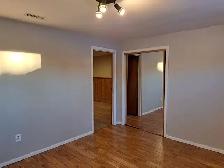 Spacious West End 1 Bedroom | In-Suite Laundry & Central Air - Photo 7