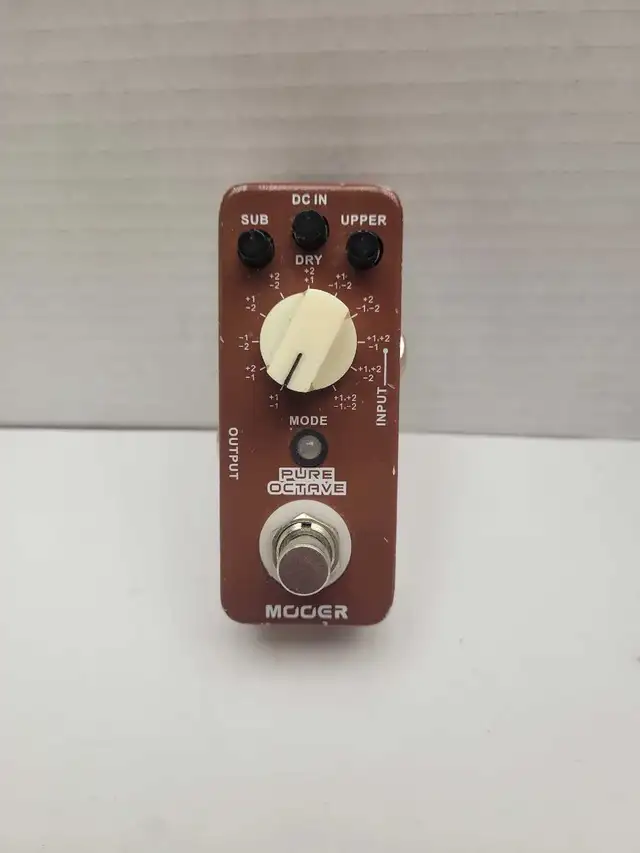 Mooer Pure Octave Pedal