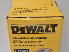 (N9750041) DeWalt DCl138 LED Light - Photo 2