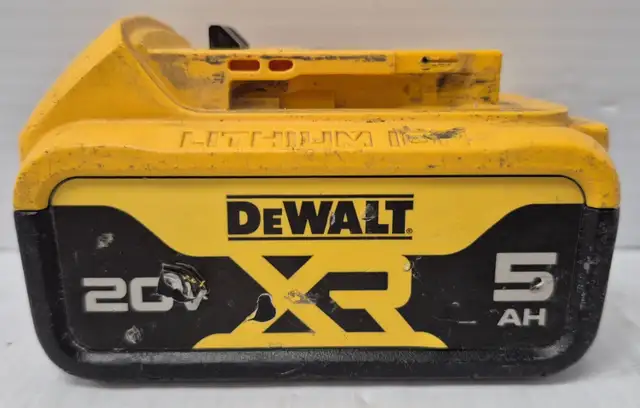 (N9749922) DeWalt DCB205 Battery 5.0AH
