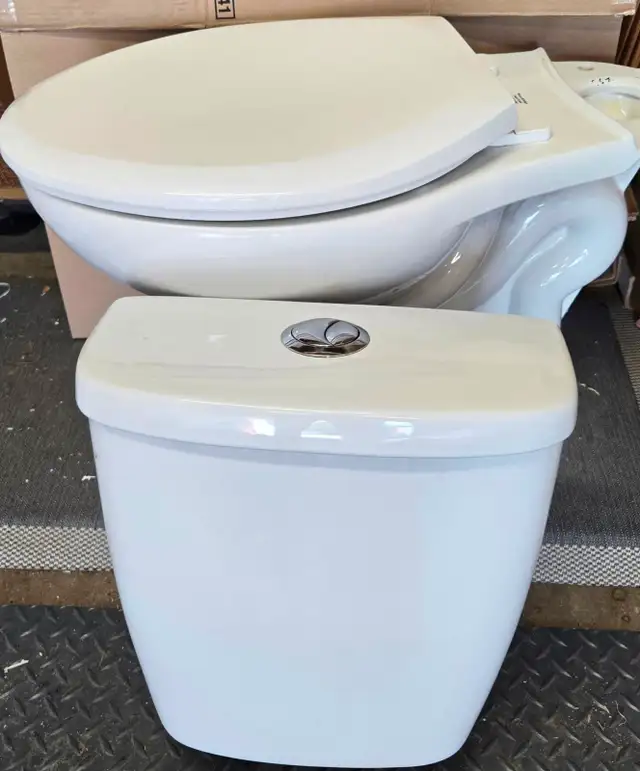 White Dual Flush Water Saver Toilet