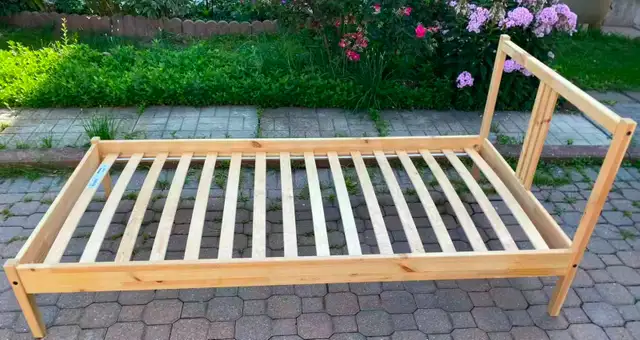Solid Wood Single Bed Frame 85