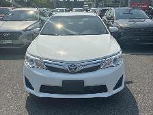 2014 Toyota Camry LE - Photo 2