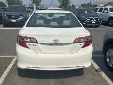 2014 Toyota Camry LE - Photo 7