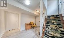 3 bedroom legal apartment - Photo 9