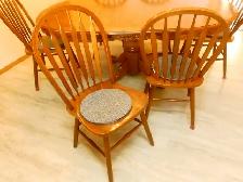Oak Dining Table w/ 6 Chairs - Photo 8