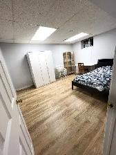 URGENT SCARBORO McCOWAN ELLESMERE CENTENNIAL UTSC ROOM   PARKING - Photo 4