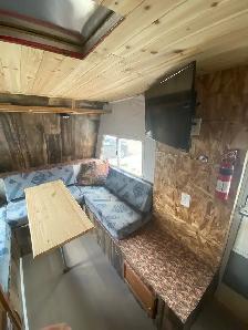 Travel Trailer - Photo 3