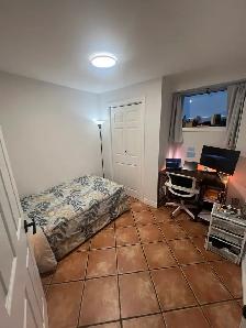 Basement Apartment for Rent - Photo 5
